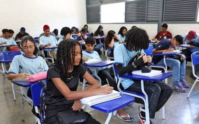 Salário-Educação: estados, municípios e DF repartem R$ 1,67 bilhão Salário-Educação: estados, municípios e DF repartem R$ 1,67 bilhão