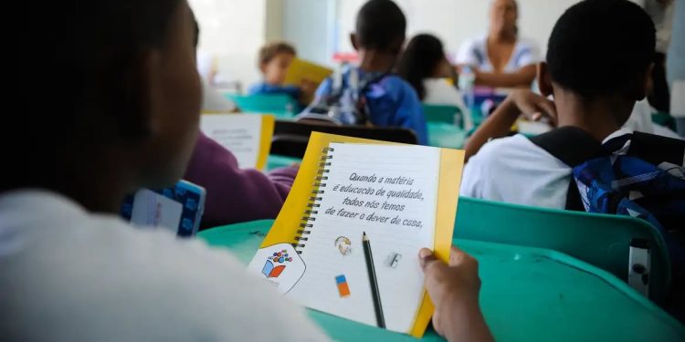 Educação: PNE 2024-2034 avança no Congresso com previsão de R$ 280 bilhões para estados e municípios
