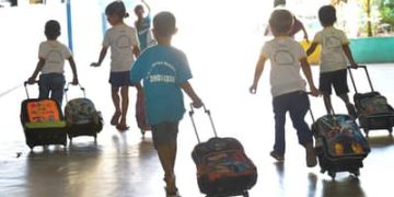 Falta de vagas em creches atinge mais de 50% das redes municipais Falta de vagas em creches atinge mais de 50% das redes municipais