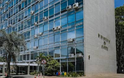 Ministério da Saúde amplia prazo vacinal contra o HPV até primeiro semestre de 2026 Ministério da Saúde amplia prazo vacinal contra o HPV até primeiro semestre de 2026