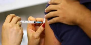 Temporada de cruzeiros acende alerta para vacinação contra o sarampo Temporada de cruzeiros acende alerta para vacinação contra o sarampo