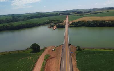 Entrega de ponte beneficia 300 mil pessoas e reaproxima regiões no norte do RS Entrega de ponte beneficia 300 mil pessoas e reaproxima regiões no norte do RS