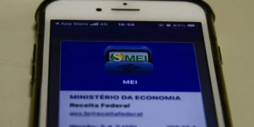 MEIs excluídos do Simples Nacional têm até 31 de janeiro para regularizar pendências MEIs excluídos do Simples Nacional têm até 31 de janeiro para regularizar pendências