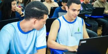 Programa Computadores para Inclusão doa 80 máquinas para Alagoas em 2025