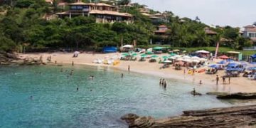 Taxa ambiental ganha força em destinos turísticos para preservar cidades e garantir turismo sustentável Taxa ambiental ganha força em destinos turísticos para preservar cidades e garantir turismo sustentável