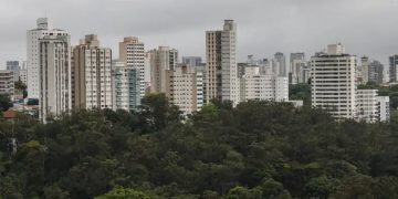Habitação: mais de 4 mil cidades podem perder recursos federais por pendências no SNHIS Habitação: mais de 4 mil cidades podem perder recursos federais por pendências no SNHIS