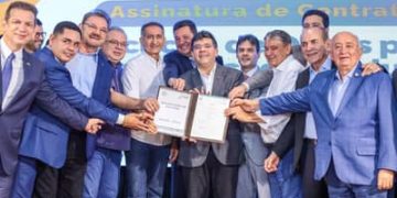 Obras estruturantes vão ampliar acesso à água no interior do Piauí Obras estruturantes vão ampliar acesso à água no interior do Piauí