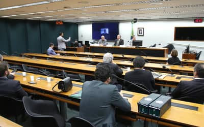 Comissão defende criação de fundo e blindagem a recursos para defesa agropecuária Comissão defende criação de fundo e blindagem a recursos para defesa agropecuária