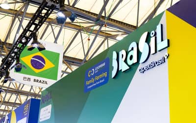 Empresas brasileiras batem recorde de participação na maior feira de alimentos da Ásia Empresas brasileiras batem recorde de participação na maior feira de alimentos da Ásia