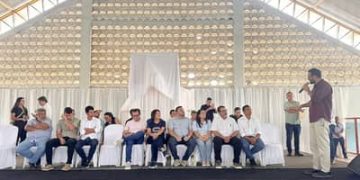 Programa Água Doce leva água potável a comunidades rurais do agreste pernambucano Programa Água Doce leva água potável a comunidades rurais do agreste pernambucano