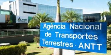 Senado aprova projeto que impede bloqueio de recursos de agências reguladoras Senado aprova projeto que impede bloqueio de recursos de agências reguladoras