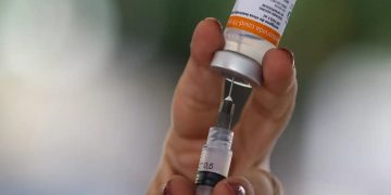 Covid-19: Anvisa determina atualização das vacinas para acompanhar variantes em circulação Covid-19: Anvisa determina atualização das vacinas para acompanhar variantes em circulação