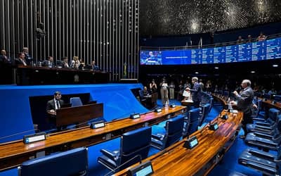Senado aprova crédito de R$ 15 bilhões para exportadores e agroindústria Senado aprova crédito de R$ 15 bilhões para exportadores e agroindústria