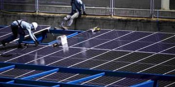 Conheça 16 profissões que devem crescer na indústria até 2035