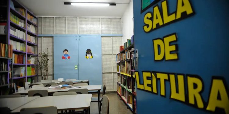 Educação é o fator mais associado à ascensão de renda, revela Atlas da Mobilidade Social Educação é o fator mais associado à ascensão de renda, revela Atlas da Mobilidade Social