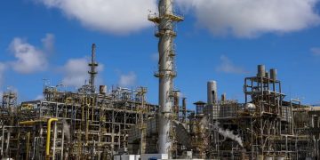 Indústria química brasileira mira diversificação de exportações diante de novas tarifas dos EUA