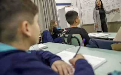 Piso do magistério pode gerar aumento de gastos para municípios com efeito cascata, alerta CNM Piso do magistério pode gerar aumento de gastos para municípios com efeito cascata, alerta CNM