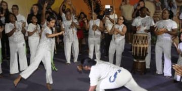 Ofício dos Mestres e Mestras da Capoeira mantém saberes, memória e ancestralidade em movimento Ofício dos Mestres e Mestras da Capoeira mantém saberes, memória e ancestralidade em movimento