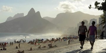 Pesquisa inédita do MTur vai mapear perfil de turistas em 50 municípios Pesquisa inédita do MTur vai mapear perfil de turistas em 50 municípios