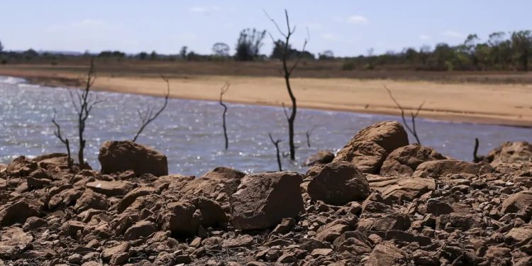 Prognóstico agroclimático: Inmet alerta produtores rurais sobre seca no Norte e chuvas excessivas no Sul