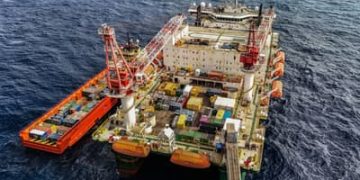 ANP arrecada R$ 3,5 bilhões em leilões de 49 blocos para exploração de petróleo e gás ANP arrecada R$ 3,5 bilhões em leilões de 49 blocos para exploração de petróleo e gás