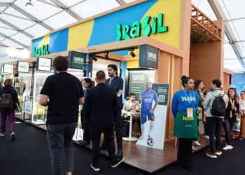 ApexBrasil leva mais de 100 empresas para a maior feira de alimentos do mundo em Paris ApexBrasil leva mais de 100 empresas para a maior feira de alimentos do mundo em Paris