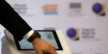 Eleições 2026: 158,7 milhões de brasileiros estão aptos a votar neste domingo