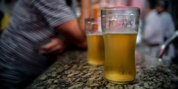 Lei Seca nas Eleições 2026: veja onde há restrição à venda e ao consumo de bebidas Lei Seca nas Eleições 2026: veja onde há restrição à venda e ao consumo de bebidas