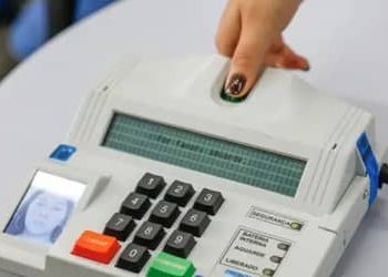 Oito dos 9 estados do Nordeste elegem governadores no 1º turno Oito dos 9 estados do Nordeste elegem governadores no 1º turno